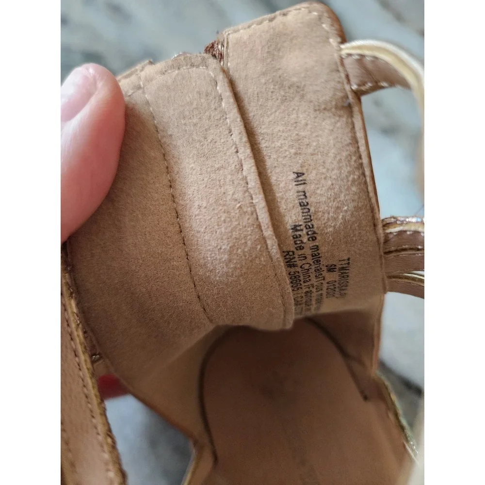 Tucker +‎ Tate Marissa Girls Metallic Gladiator Sandals Tan Pink Gold Size 5M